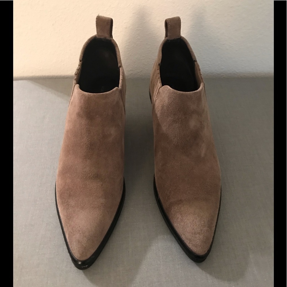 Via Spiga suede booties size 8